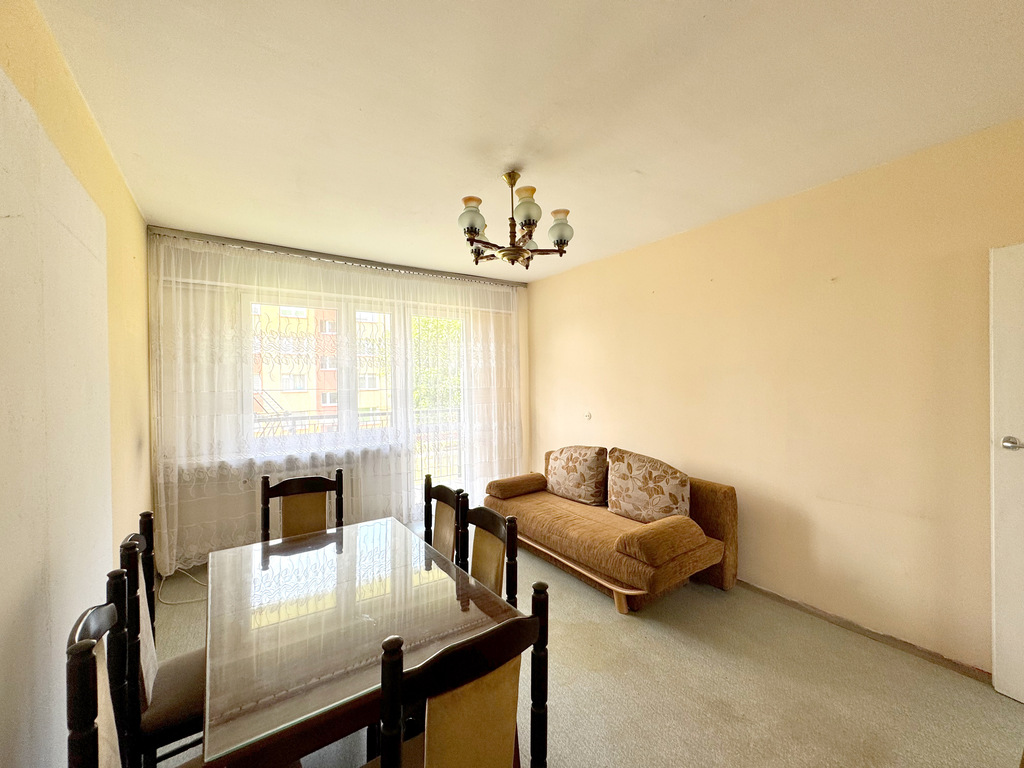 Mieszkanie Z Potencjałem 2 Pok/ 1 Piętro, Balkon.