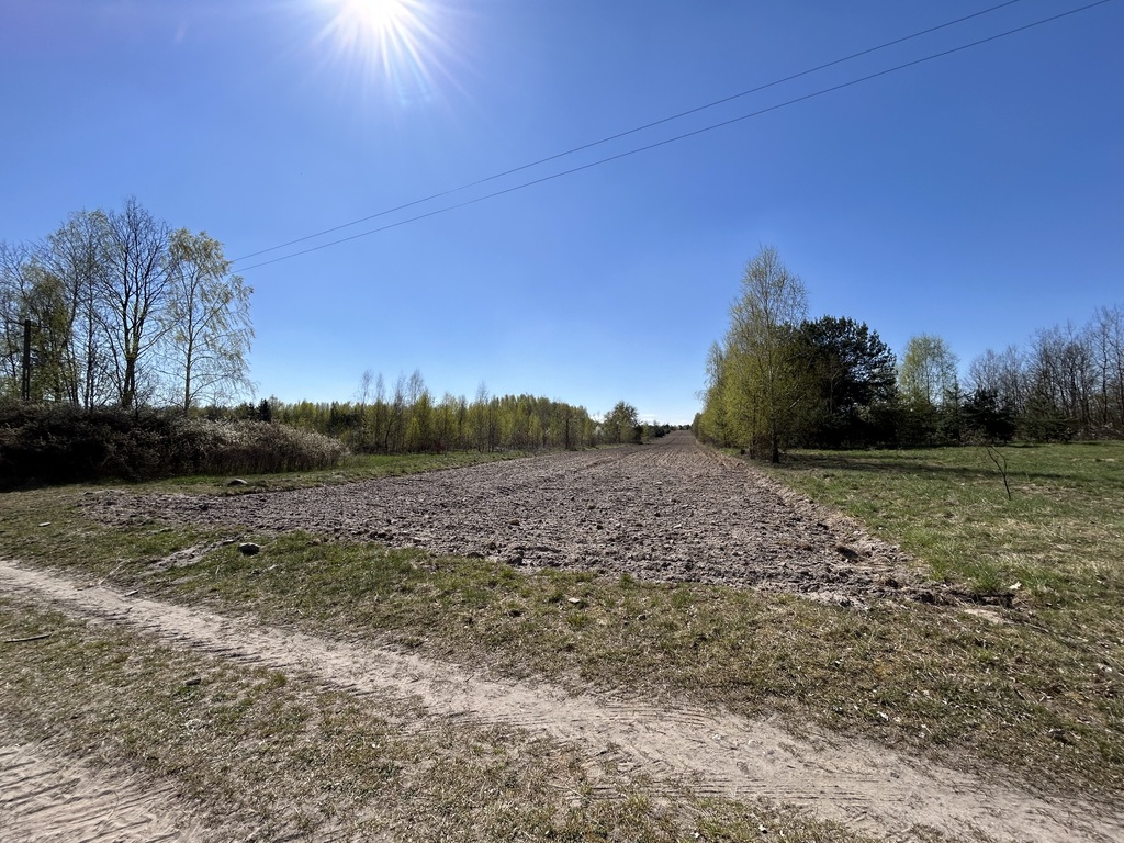 Działka W Atrakcyjnej Cenie